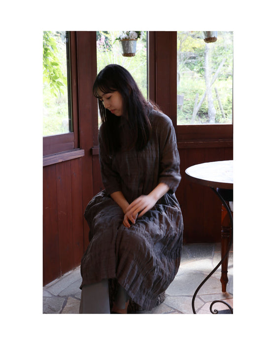 肩の力を抜いた大人のきちんと感ワンピース