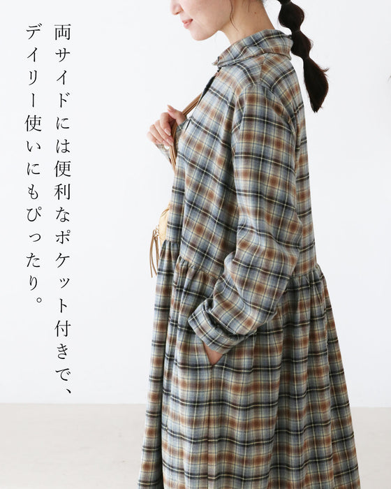 優しく穏やかな色合いチェックワンピース