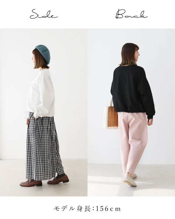 ワンポイントで差がつく遊び心ある一枚トップス