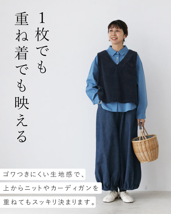 (全2色）視線を惹きつける整わないボタンの可愛さ　シャツ