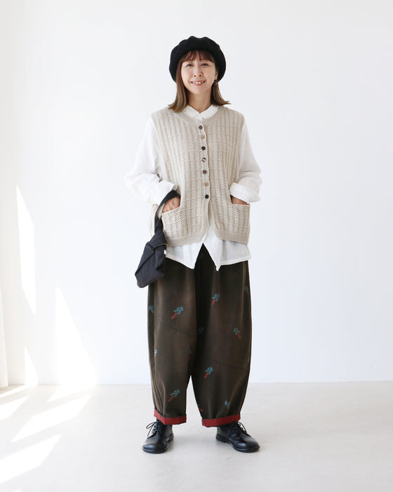 ほっこりボタンベスト