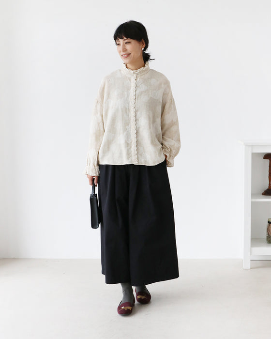 花模様ブラウストップス
