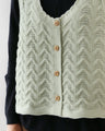 なみなみ立体ニットベスト