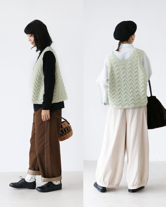 なみなみ立体ニットベスト