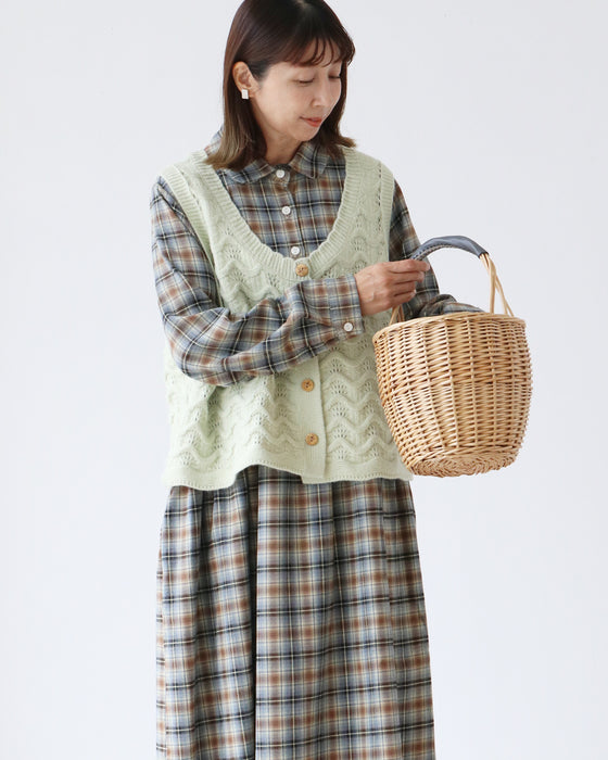 なみなみ立体ニットベスト