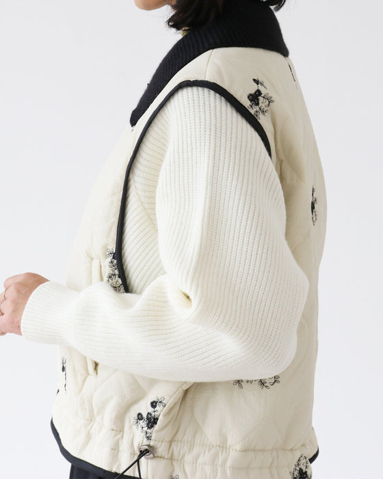 重ね着不要で即お洒落アウター