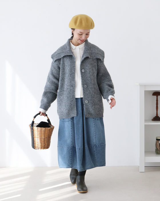 ビッグカラーでつくる自然な可愛さ カーディガン