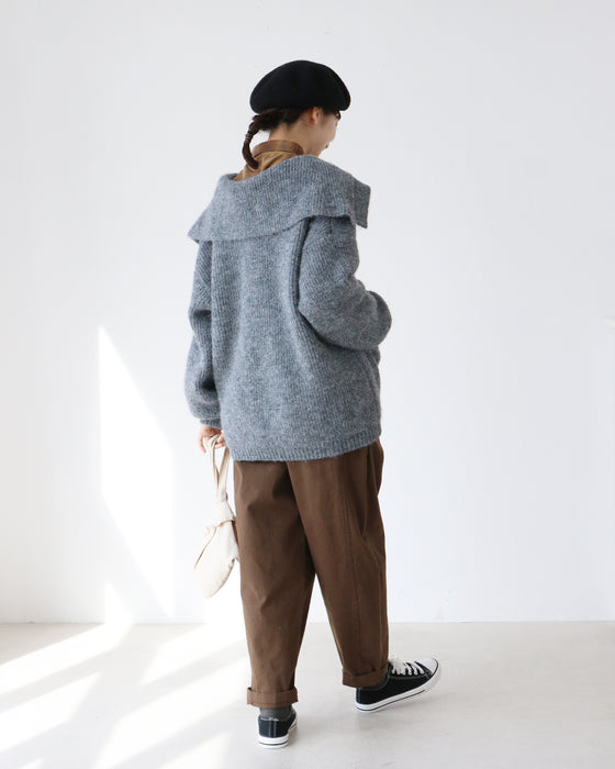 ビッグカラーでつくる自然な可愛さ カーディガン