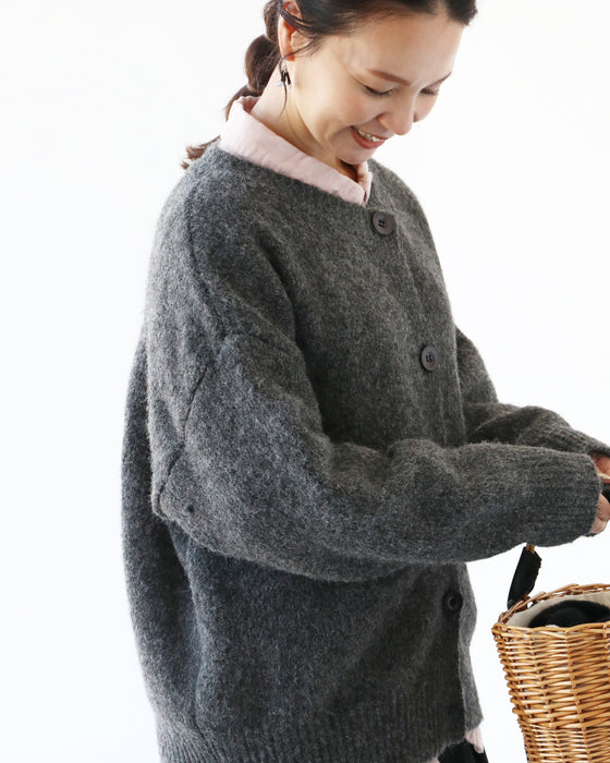 わんにゃん集合刺繍カーディガン