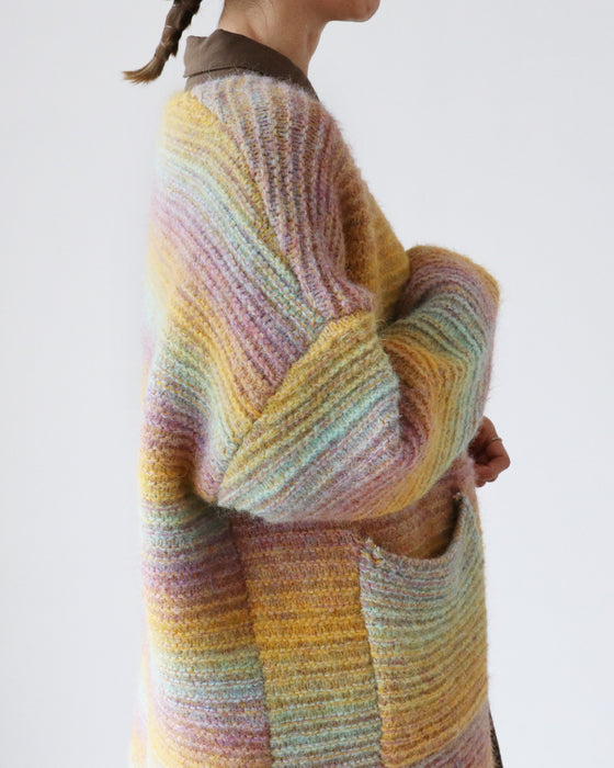 虹色グラデカーデコーディガン