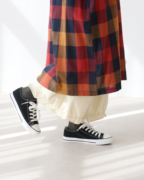 裾フリルコットンパンツ