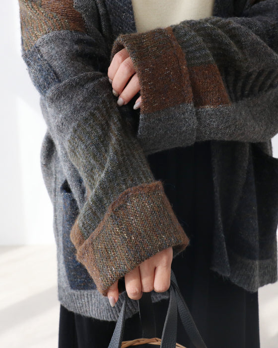 お洒落柄のゆったりカーデ