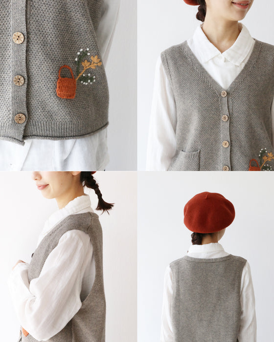 ほっこり花刺繍ベスト