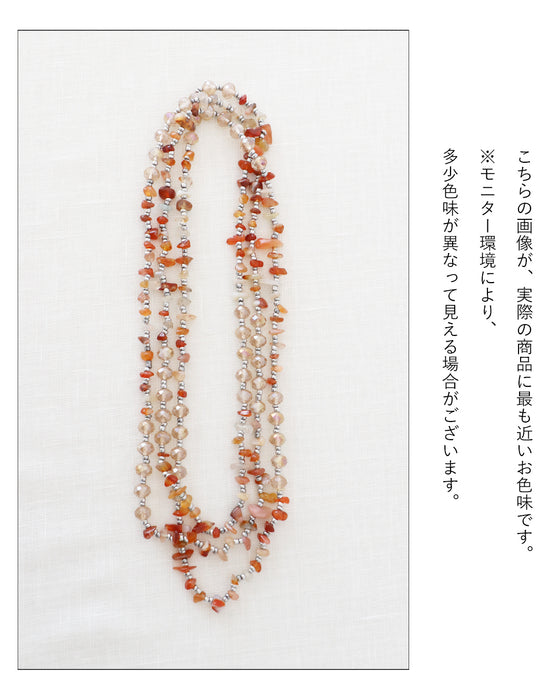シンプルを華やかに変える天然石の彩りネックレス