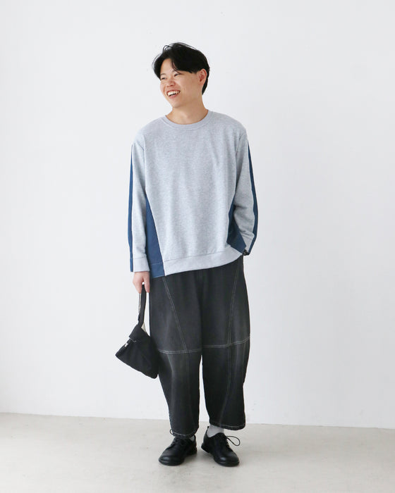 誰でも楽しめる異素材トップス