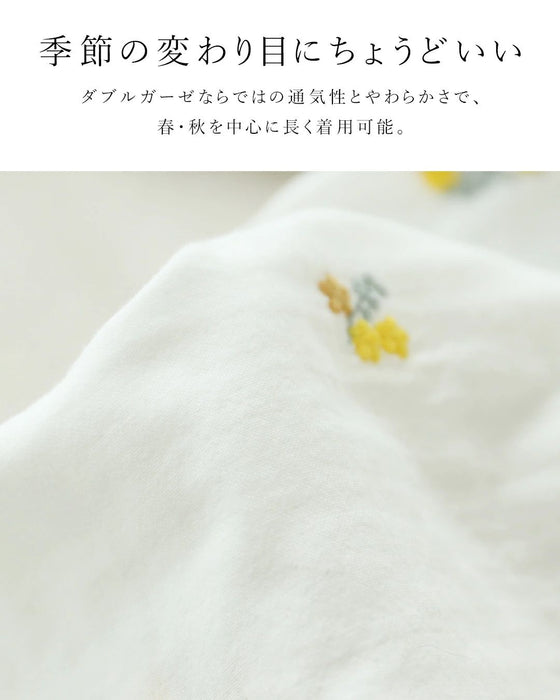 何気ない日をそっと彩る花刺繍ガーゼブラウス