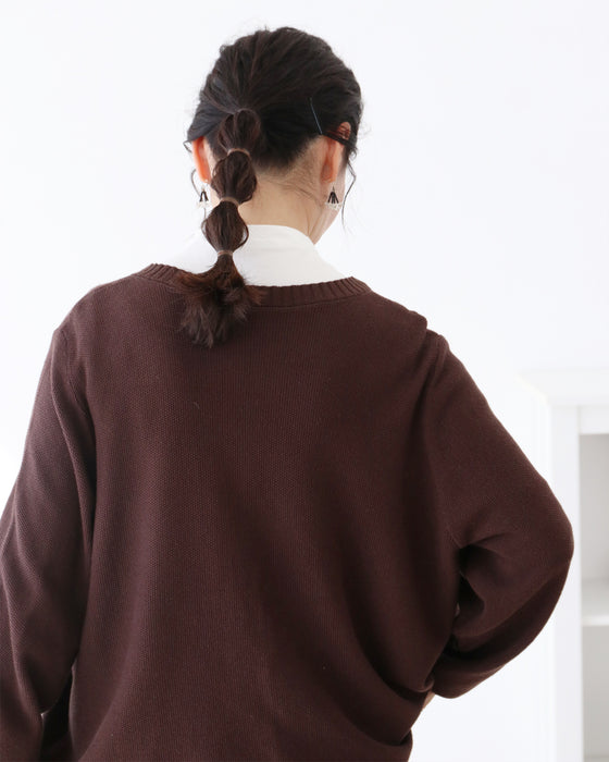 カラフルボタンニット