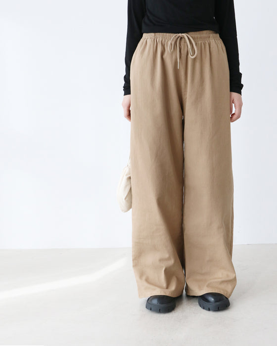 ピタらないパンツ