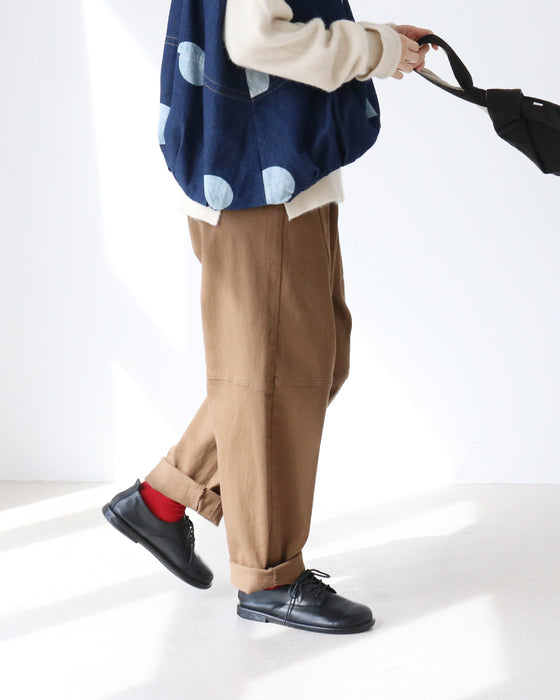 伸縮性抜群すっきりパンツ