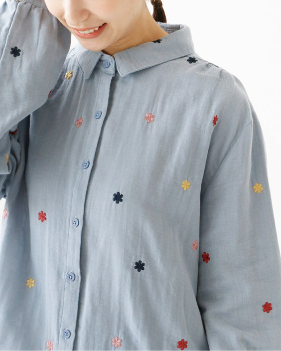 色花刺繍のガーゼシャツ