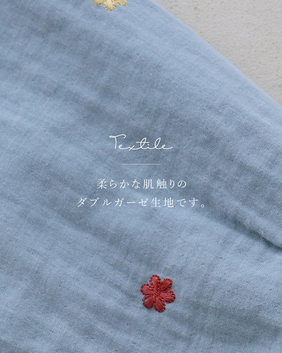 色花刺繍のガーゼシャツ