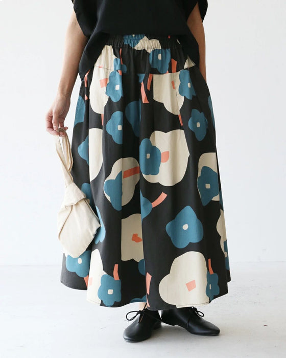 コーデ華やぐ穿くだけで、主役。 スカート