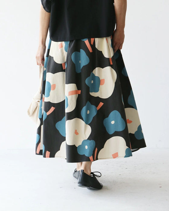 コーデ華やぐ穿くだけで、主役。 スカート