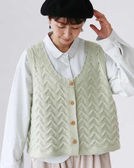 洋ナシ刺繍シャツ