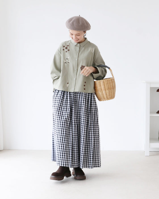 たべもの刺繍シャツトップス