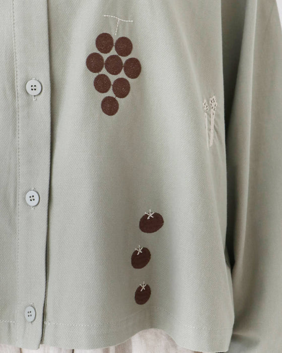 たべもの刺繍シャツトップス