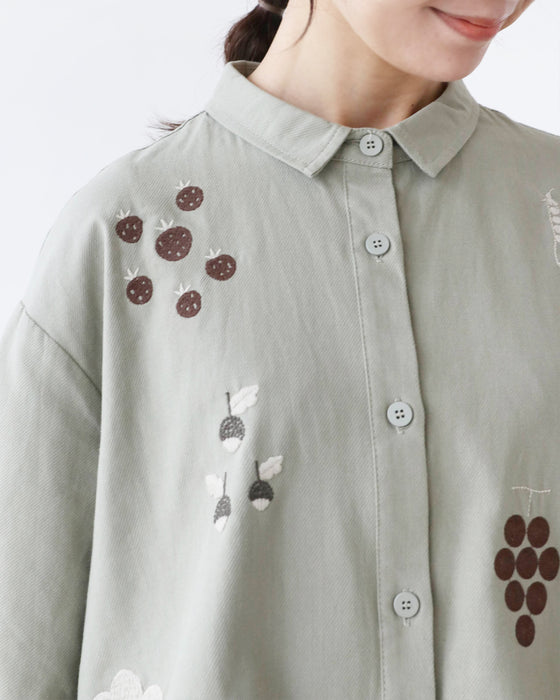 たべもの刺繍シャツトップス