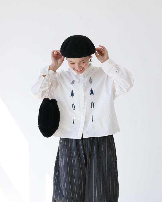ツリー刺繍シャツ