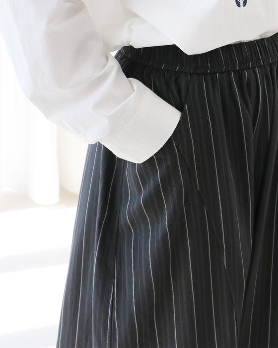 ストライプパンツ