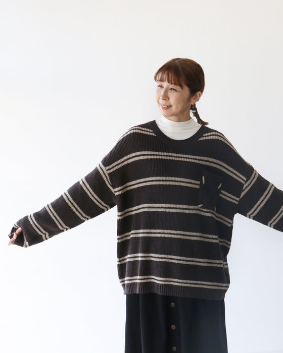 リラックスできる着心地ニット