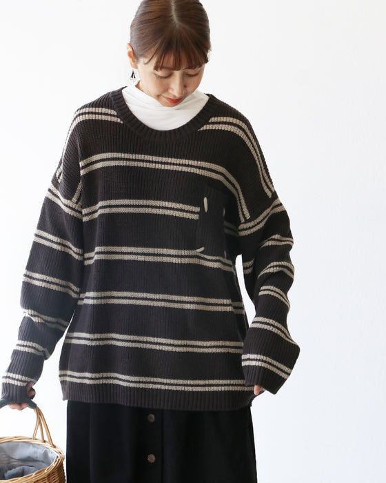 リラックスできる着心地ニット