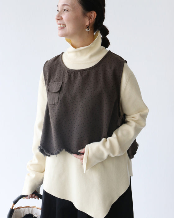 小花柄で日常にやさしい彩り ベスト