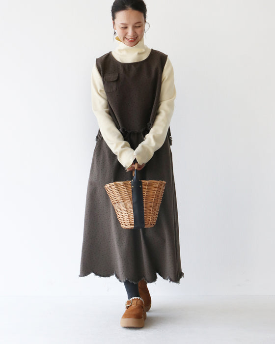 甘すぎない可憐な小花柄スカート