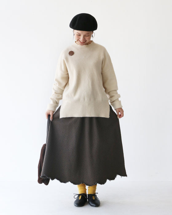 甘すぎない可憐な小花柄スカート