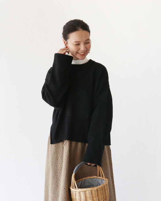 〈全3色〉体型カバースリットニット