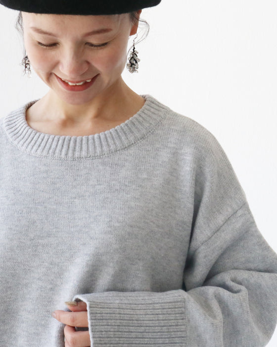 〈全3色〉体型カバースリットニット