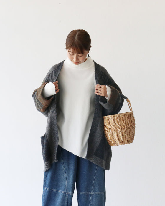 〈全5色〉着回し抜群流れる裾シルエットニット