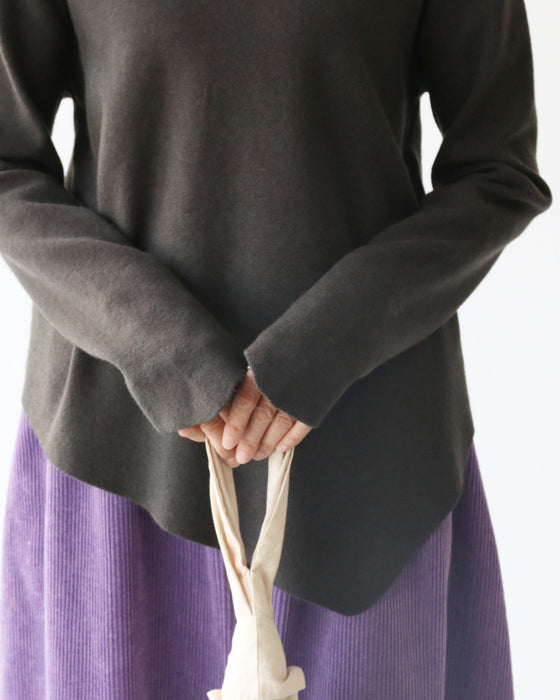 〈全5色〉着回し抜群流れる裾シルエットニット