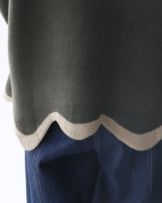 裾波配色ニット