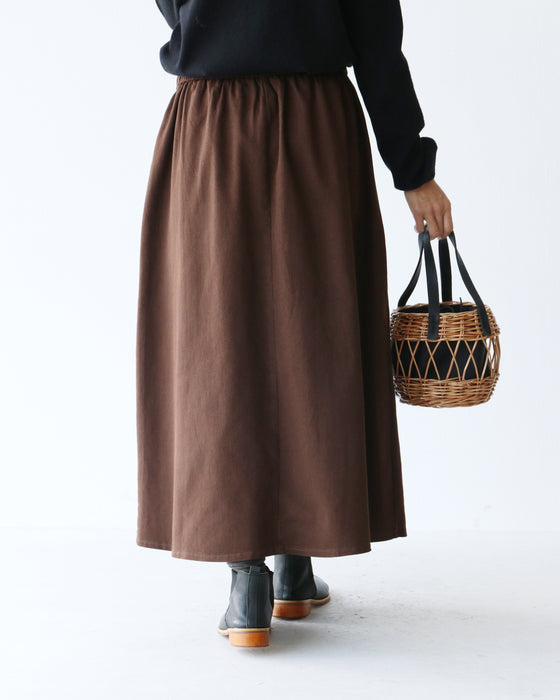 巻いてないスカート