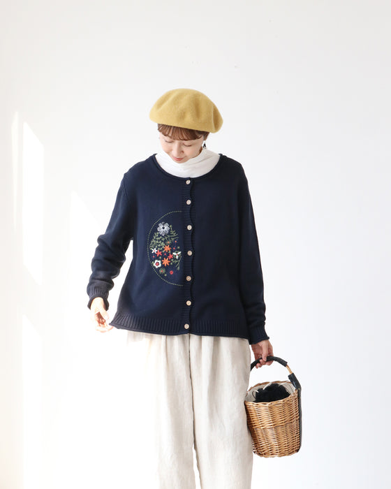色鮮やかなお花刺繡カーディガン