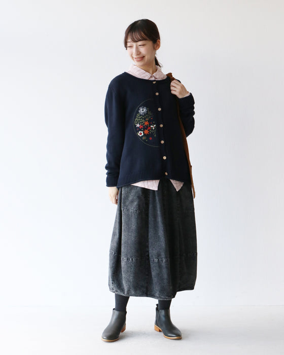 色鮮やかなお花刺繡カーディガン