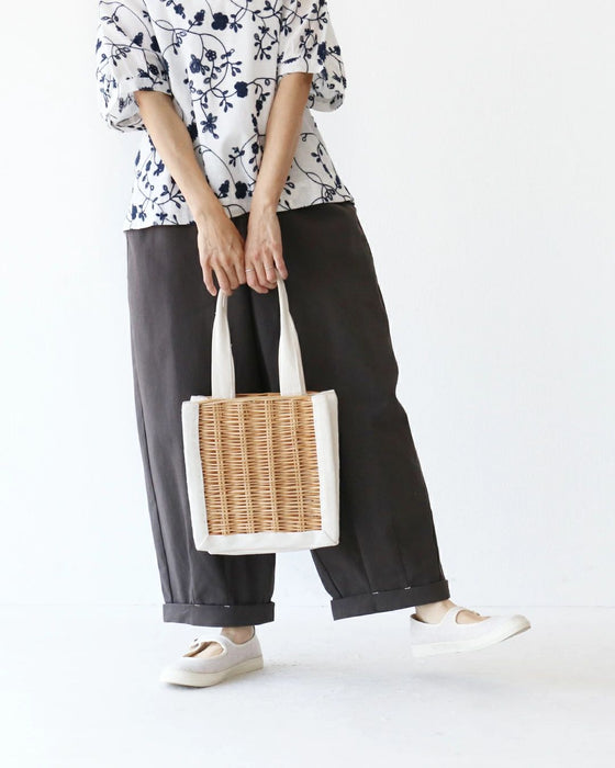 ゆるいのに、きちんと見える。パンツ