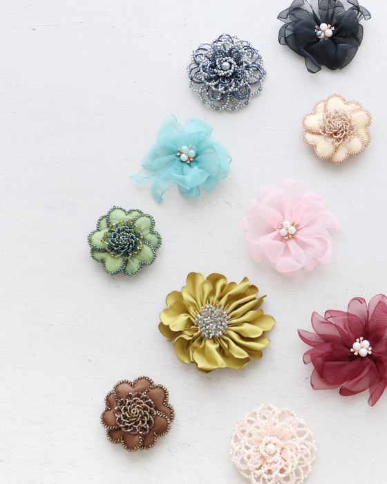〈全4種〉傷なく華やかマグネットブローチ