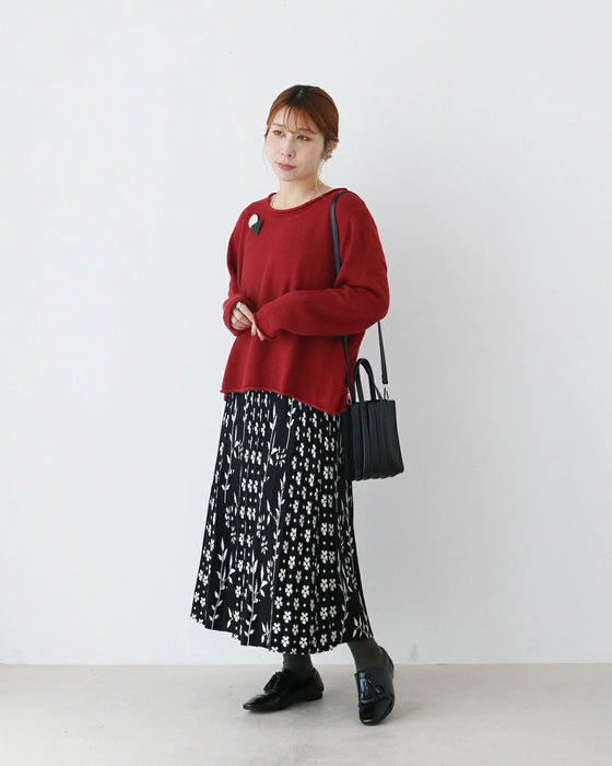 低身長さんが着こなす　華やかさで印象付ける上品コーデ
