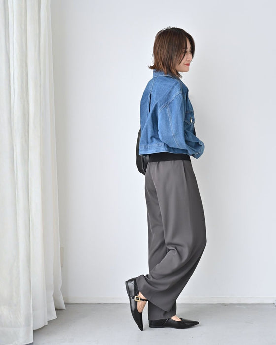 セレモニーシーンでも活躍！エナメルフラット